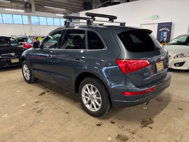 2011 Audi Q5 2.0T quattro Premium