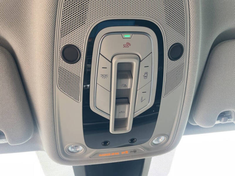 2022 Audi Q7 quattro Premium Plus 55 TFSI