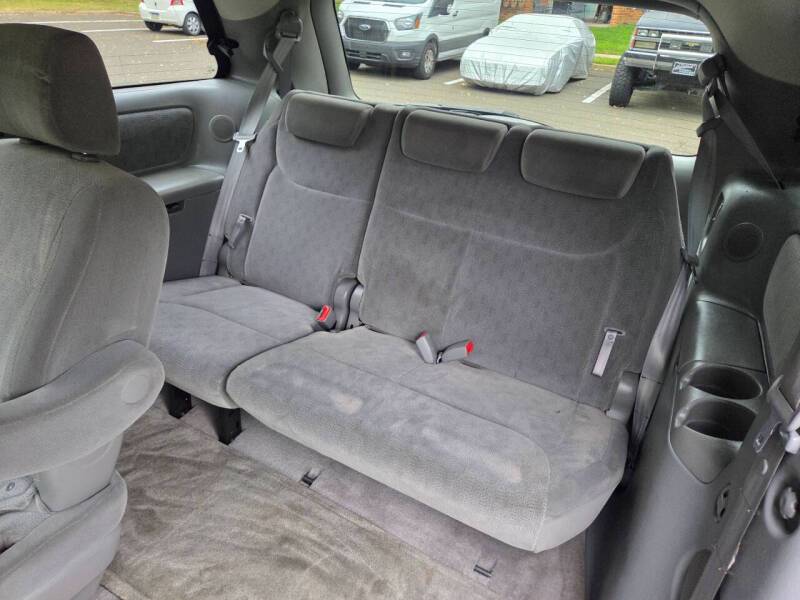 2005 Toyota Sienna