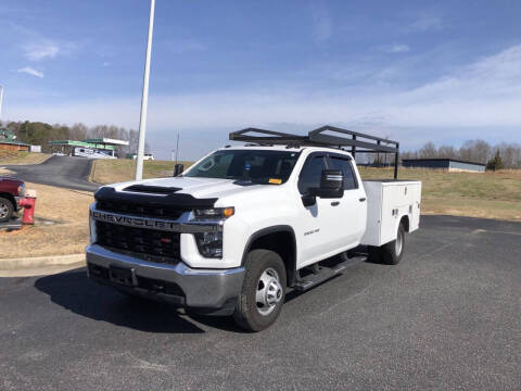 2022 Chevrolet Silverado 3500HD CC for sale at HAYES CHEVROLET Buick GMC Cadillac Inc in Alto GA