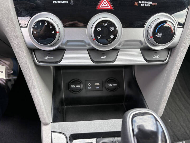 2019 Hyundai Elantra