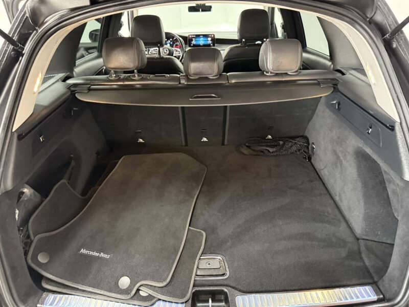 2021 Mercedes-Benz GLC GLC 300