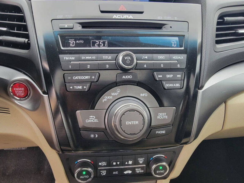 2014 Acura ILX 2.0L w/Tech