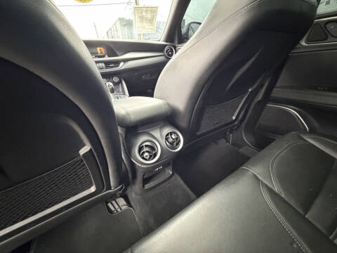 2018 Alfa Romeo Stelvio Ti Sport