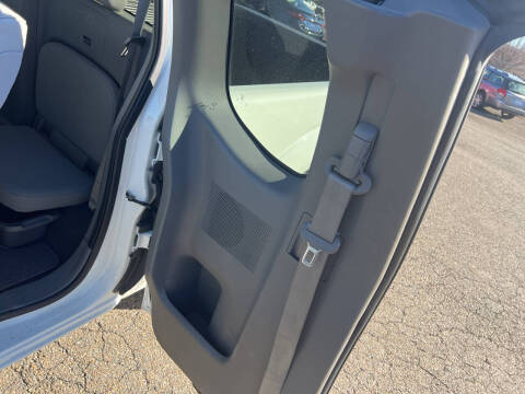 2021 Nissan Frontier S