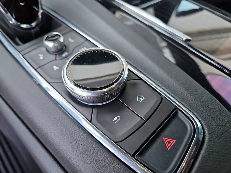 2023 Cadillac Escalade Sport