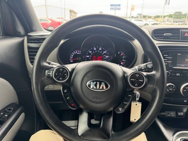 2016 Kia Soul +