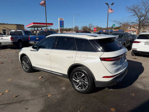 2022 Lincoln Corsair Standard