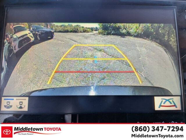 2022 Toyota Venza LE