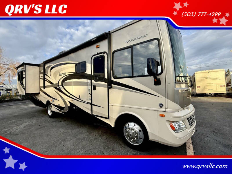 2014 Fleetwood RV Bounder 33’ Double Slide!!!!