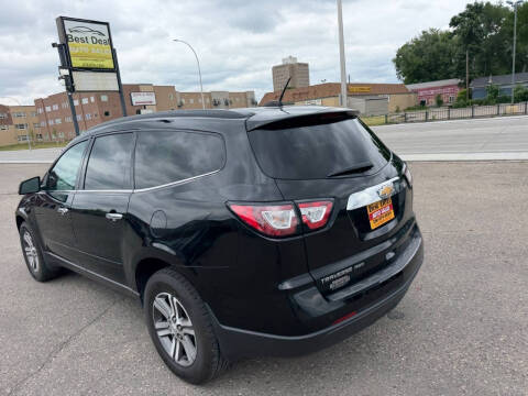 2017 Chevrolet Traverse LT