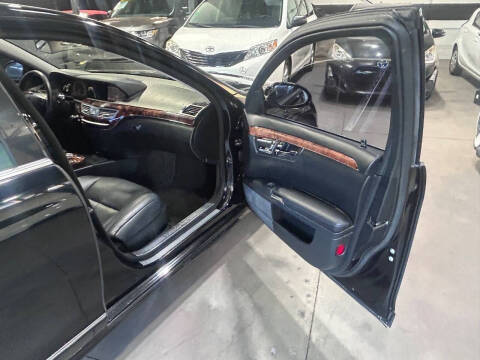 2008 Mercedes-Benz S-Class S 550