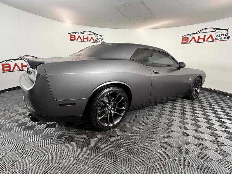 2020 Dodge Challenger