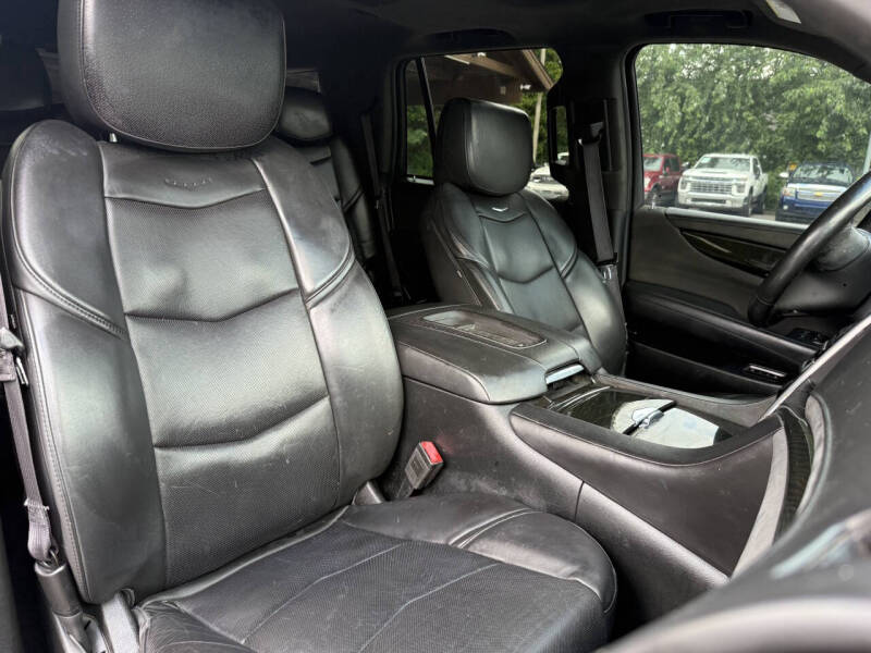 2016 Cadillac Escalade Platinum
