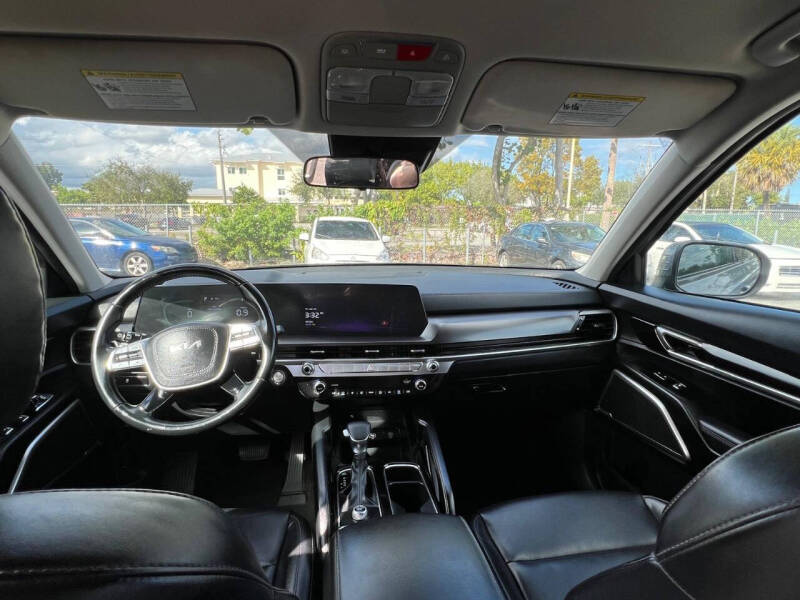 2024 Kia Telluride LX