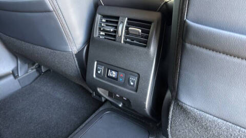 2026 Mitsubishi Outlander PHEV SEL