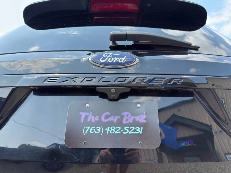 2016 Ford Explorer Sport