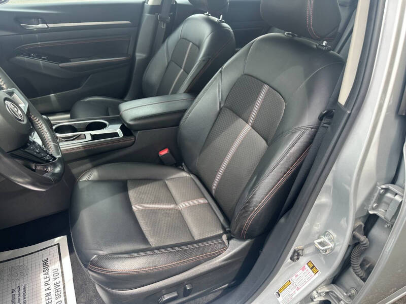 2023 Nissan Altima 2.5 SR