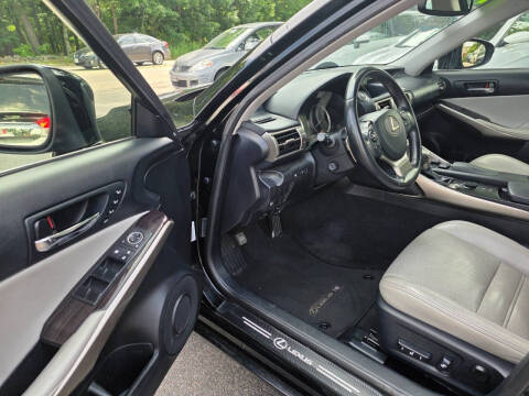 2015 Lexus IS 250 Crafted Line