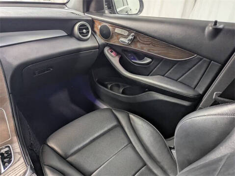 2020 Mercedes-Benz GLC GLC 300