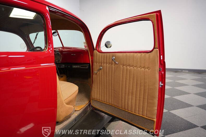 1937 Ford Tudor