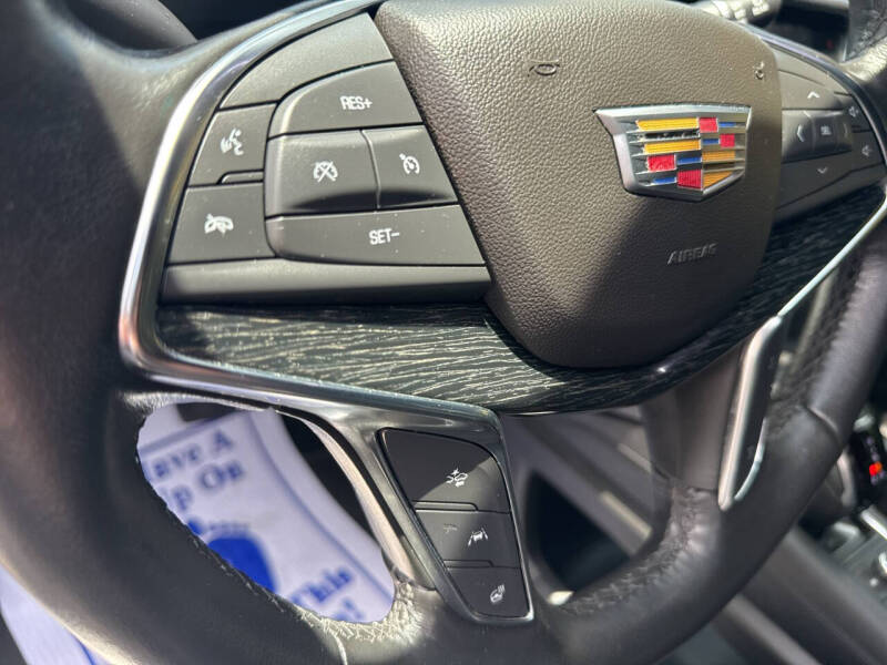 2020 Cadillac XT5 Premium Luxury