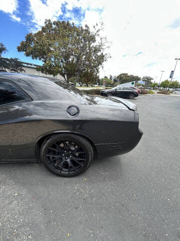 2014 Dodge Challenger SXT