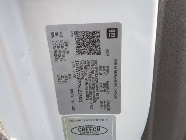 2025 GMC Savana 2500