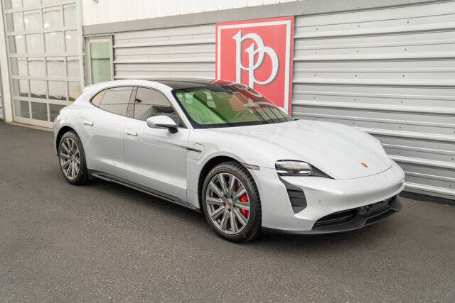 2023 Porsche Taycan 49