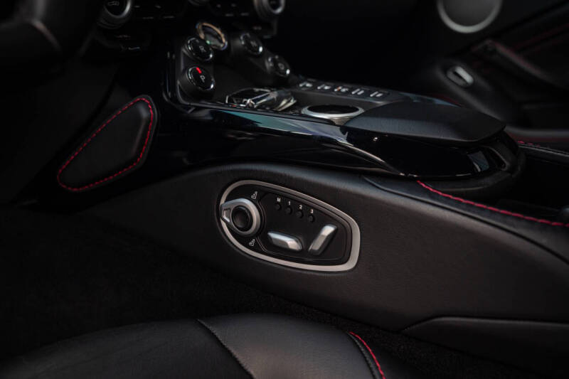 2020 Aston Martin Vantage