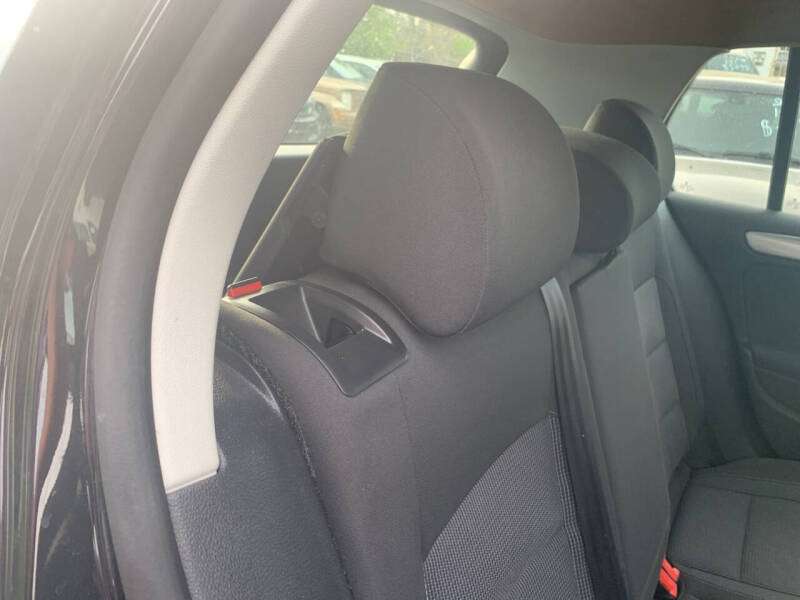 2012 Volkswagen Golf 2.5L PZEV