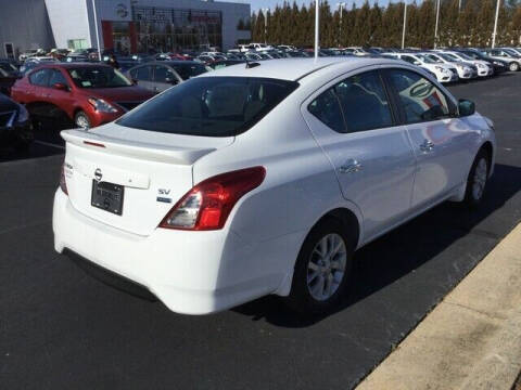 2019 Nissan Versa SV