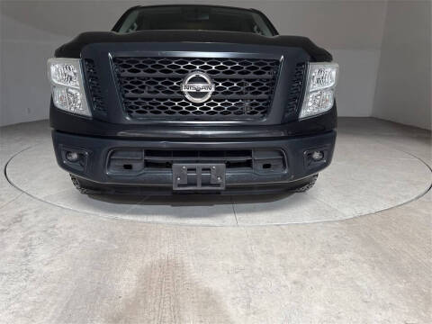 2017 Nissan Titan S