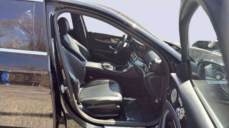 2017 Mercedes-Benz E-Class E 300 4MATIC