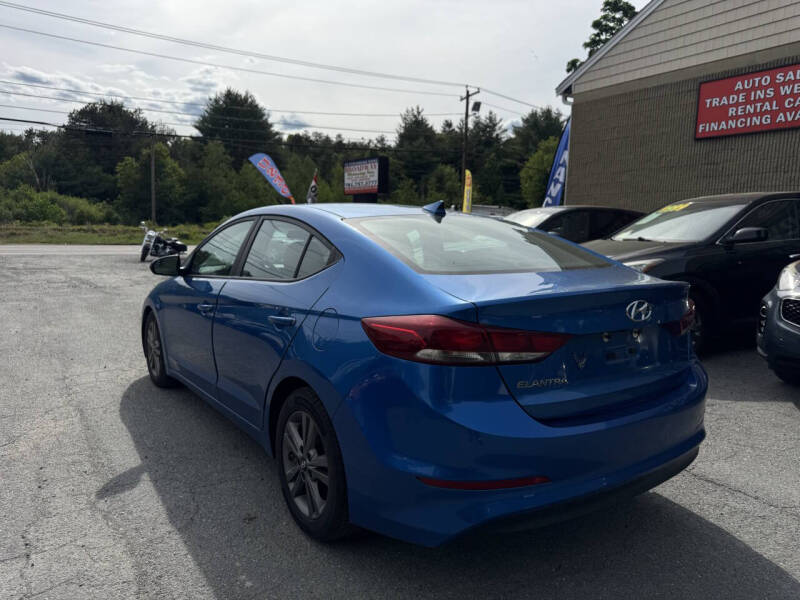 2017 Hyundai Elantra SE