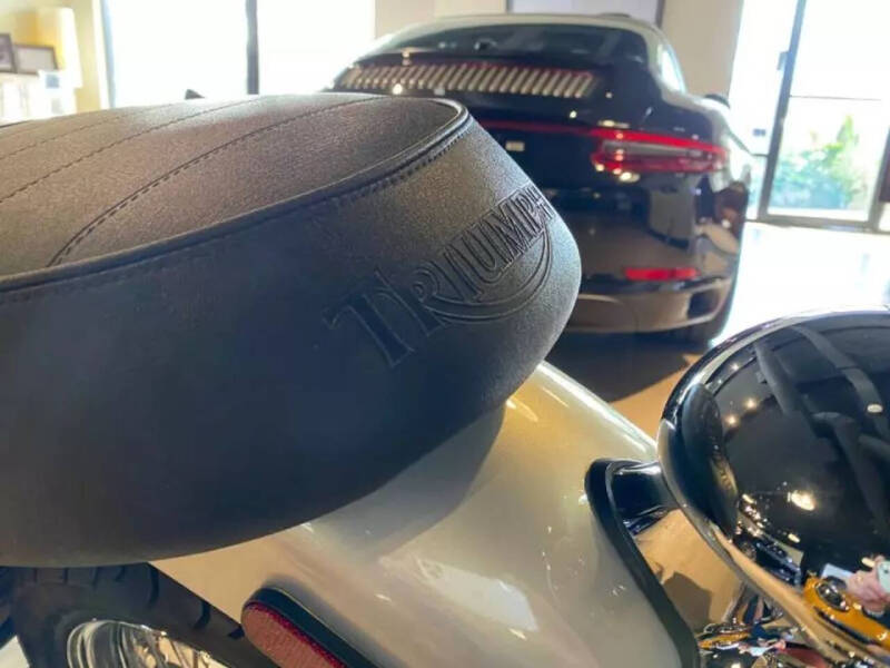 2002 Triumph Bonneville