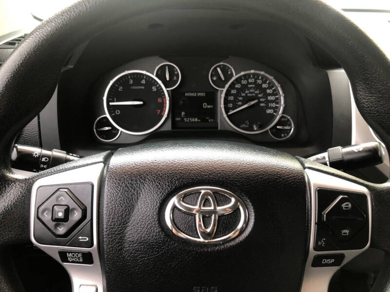 2016 Toyota Tundra SR5