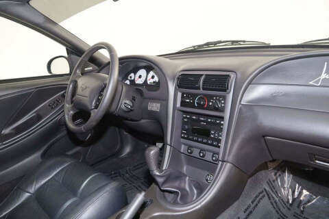 2002 Ford Mustang GT Deluxe