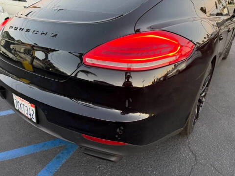 2015 Porsche Panamera