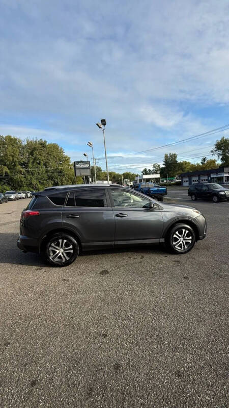 2018 Toyota RAV4 LE