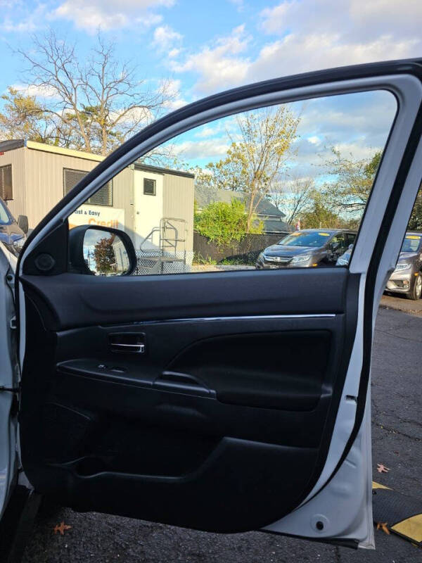 2020 Mitsubishi Outlander Sport Special Edition