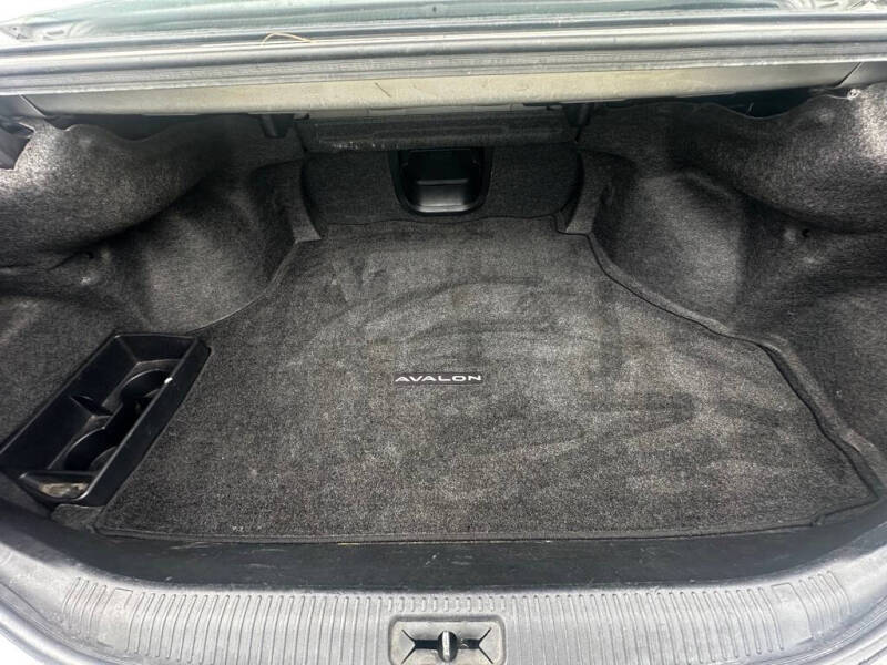 2008 Toyota Avalon XL