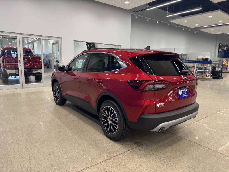 2025 Ford Escape Plug-In Hybrid PHEV