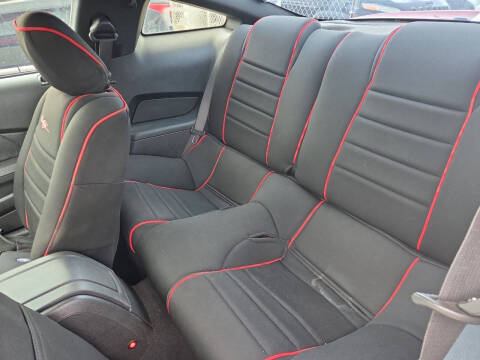 2010 Ford Mustang V6