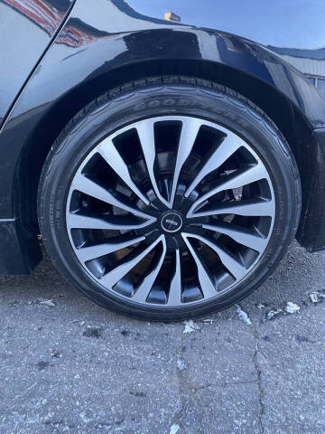 2017 Lincoln MKZ Black Label