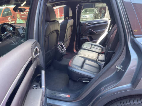 2016 Porsche Cayenne