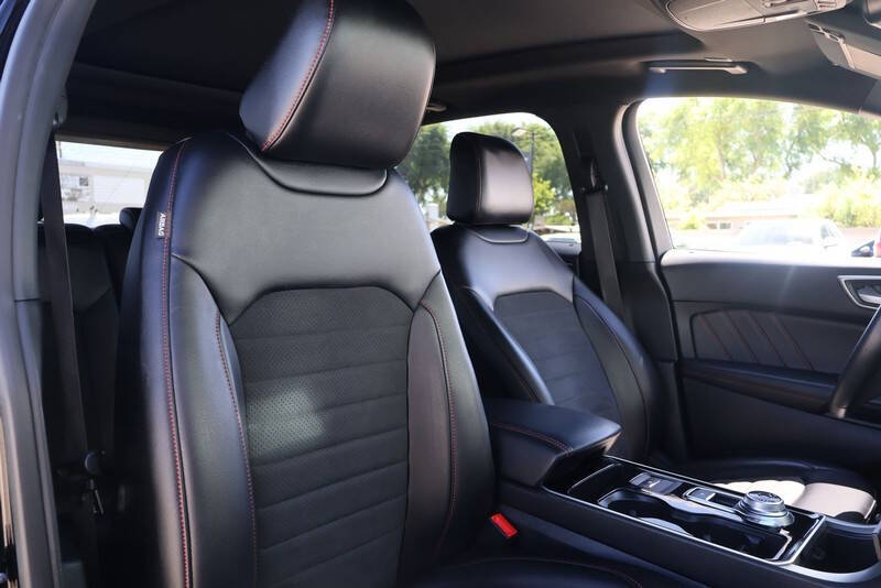 2020 Ford Edge ST Line