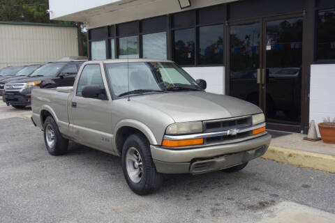 2000 Chevrolet S-10 LS