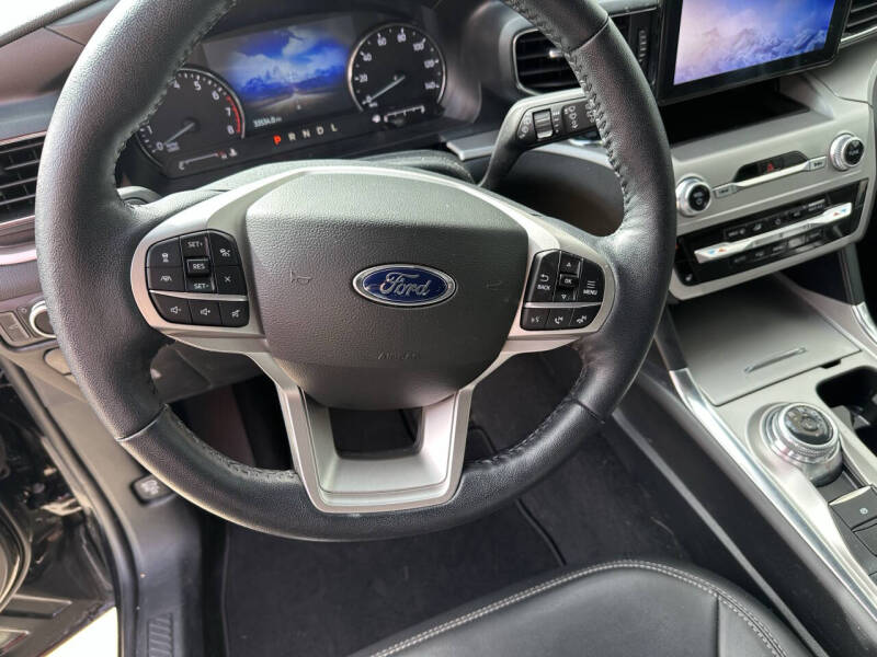 2022 Ford Explorer XLT