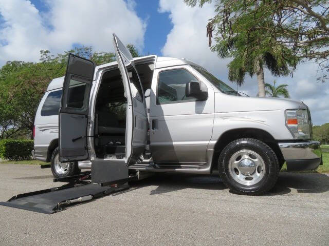 2013 Ford E-Series E-150